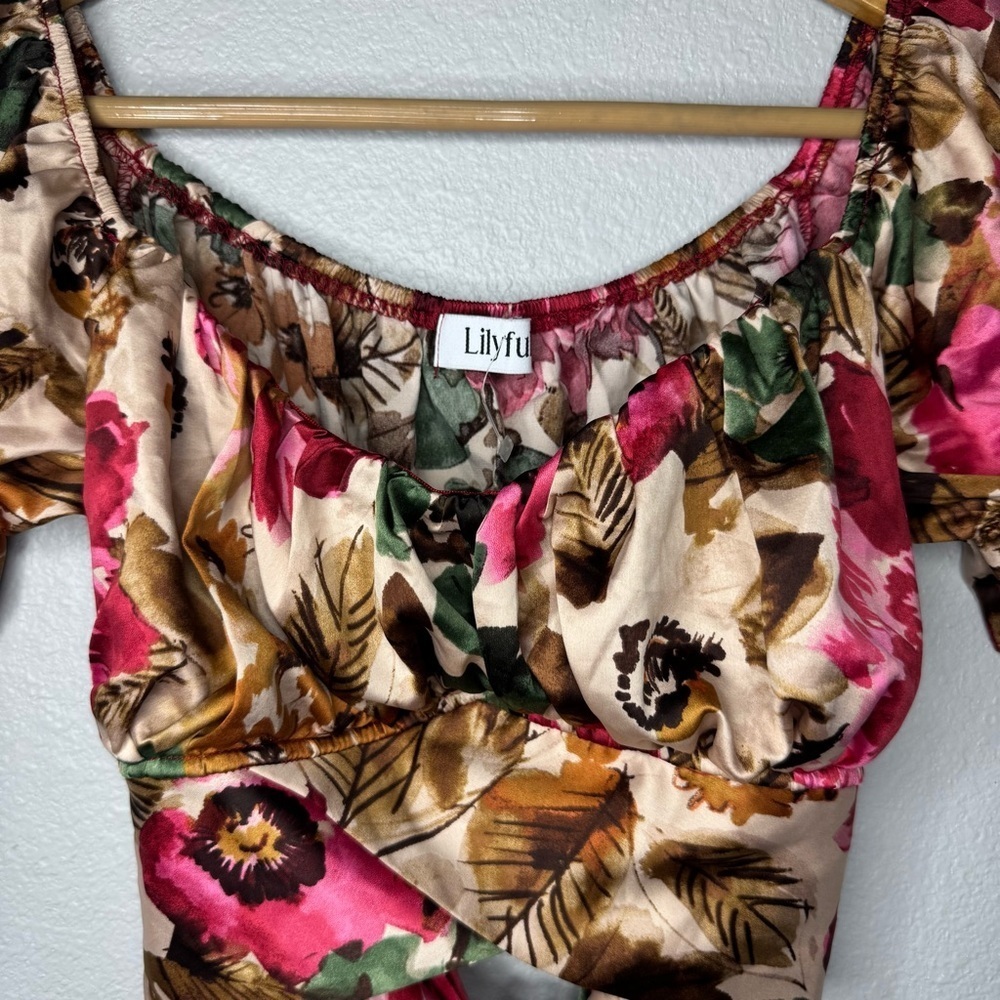 Floral Puff Sleeve Tie-Back Top - Picture 11 of 16